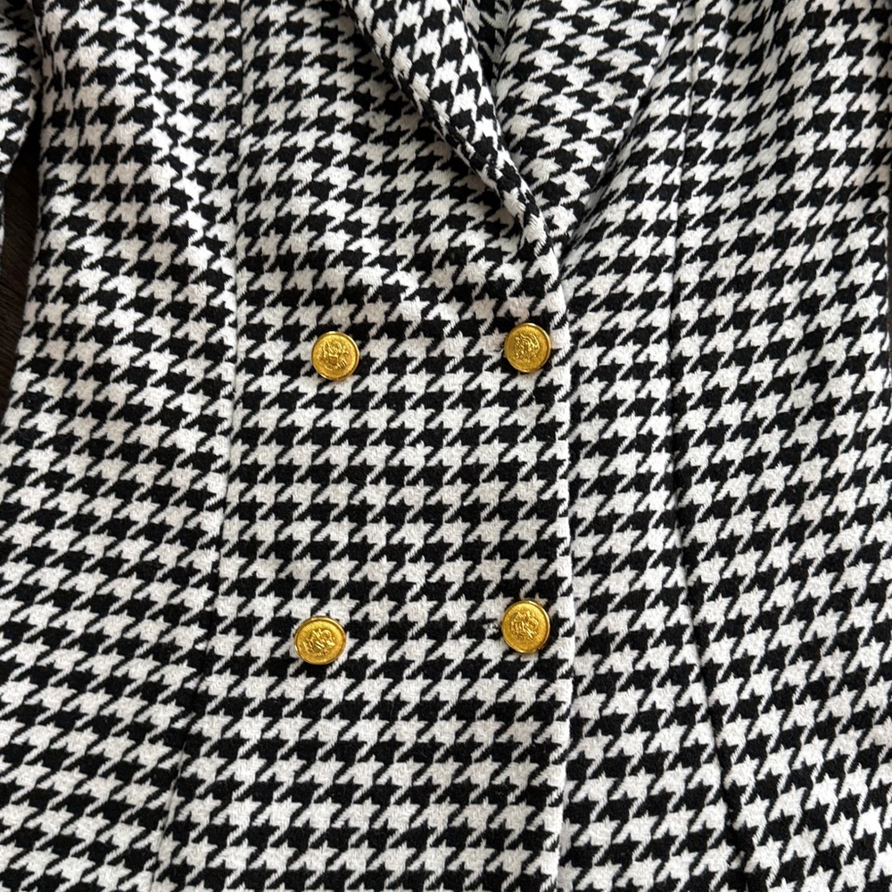 Stylish Houndstooth Blazer with Gold buttons NWOT Small - Picture 2 of 4